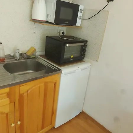 Apartment And 1bedroom - Economy Burgas