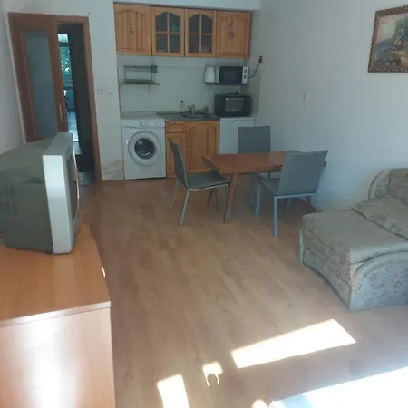 And 1bedroom - Economy Апартаменты